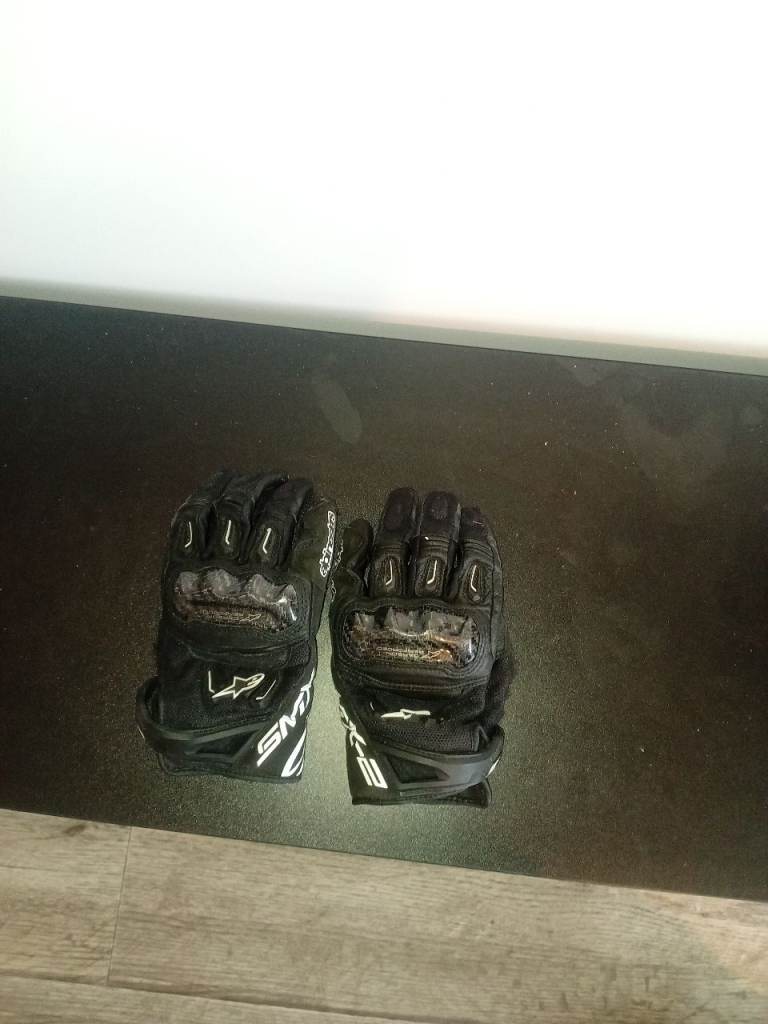 Motorcycle gloves 