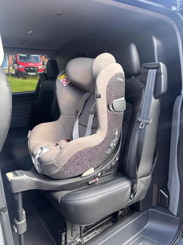 Cybex Car Seat – Grey, Good Condition