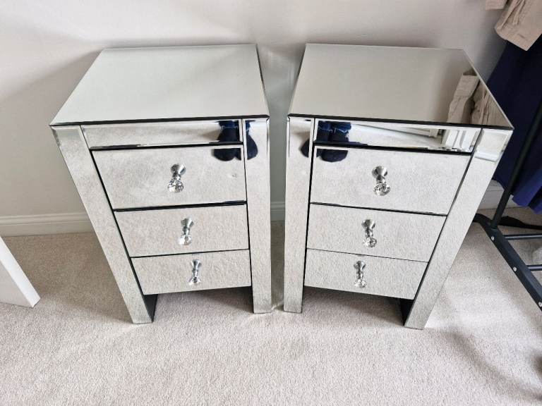 2 x Mirrored Bedside 3 Drawer Units