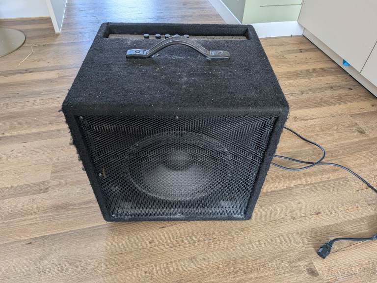 Ash down Perfect Ten 30W Bass Amp