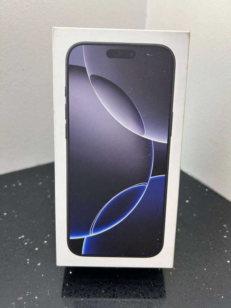 GENUINE APPLE IPHONE 16 PRO MAX 256GB 5G UNLOCKED BLACK TITANIUM 94% BATTERY HEALTH IMMACULATE