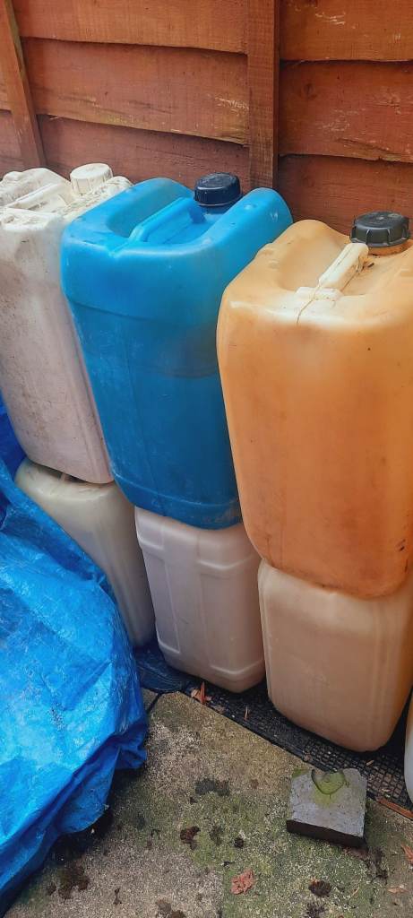  x 25 litre plastic containers ...5 £ each 