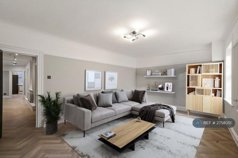 2 bedroom flat in Richmond Chambers, Bournemouth, BH2 (2 bed) (#2758051)