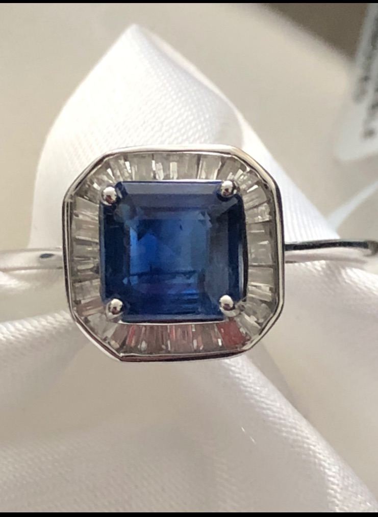 9ct White Gold Ring Size T Kyanite 7x7  Diamond 