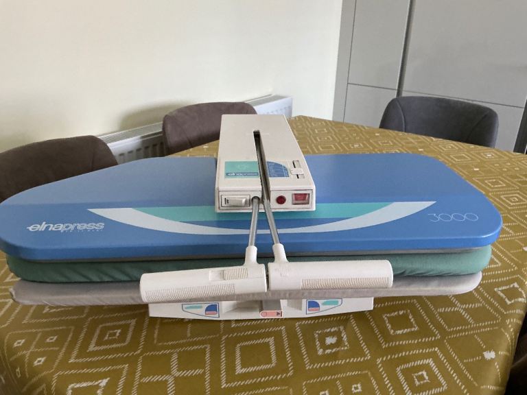 Elna Press 3000 Ironing Press – Good Condition