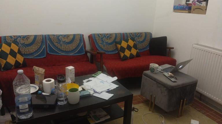 Double Room to rent for 580 PCM including bills close to tube station for Single Person