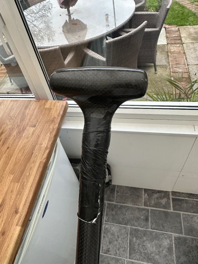 Carbon paddle paddle board