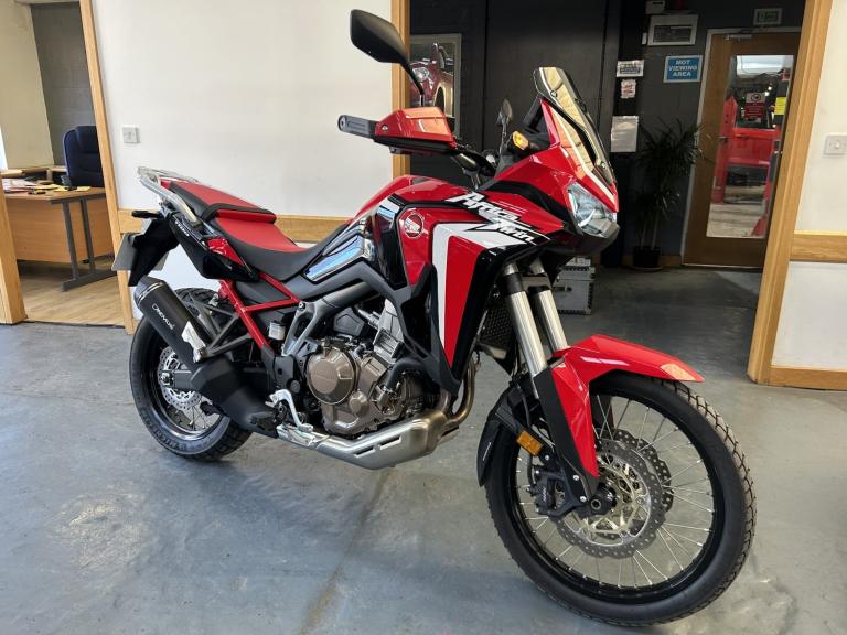 HONDA CRF1100L AFRICA TWIN Lovely condition with only 3768 miles! 2021
