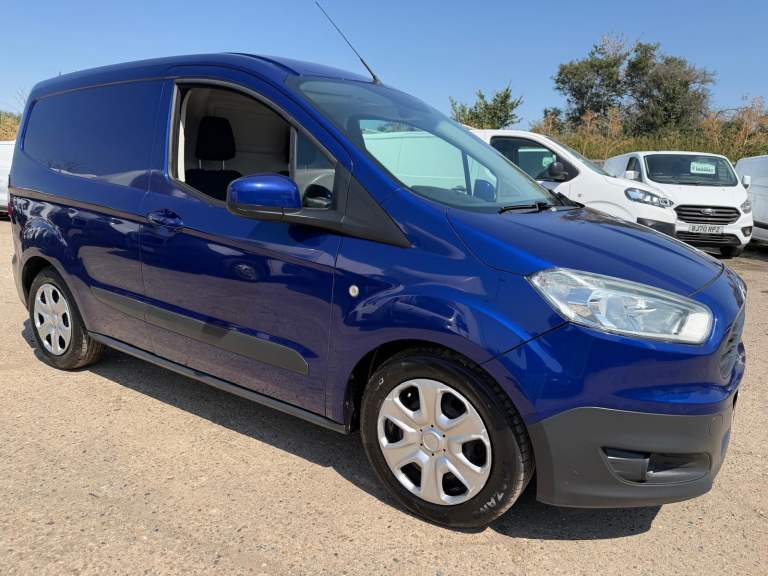 FORD TRANSIT TREND COURIER - 1 OWNER WITH FULL SERVICE HISTORY LONG MOT DRIVES PERFECTLY NO VAT!!!