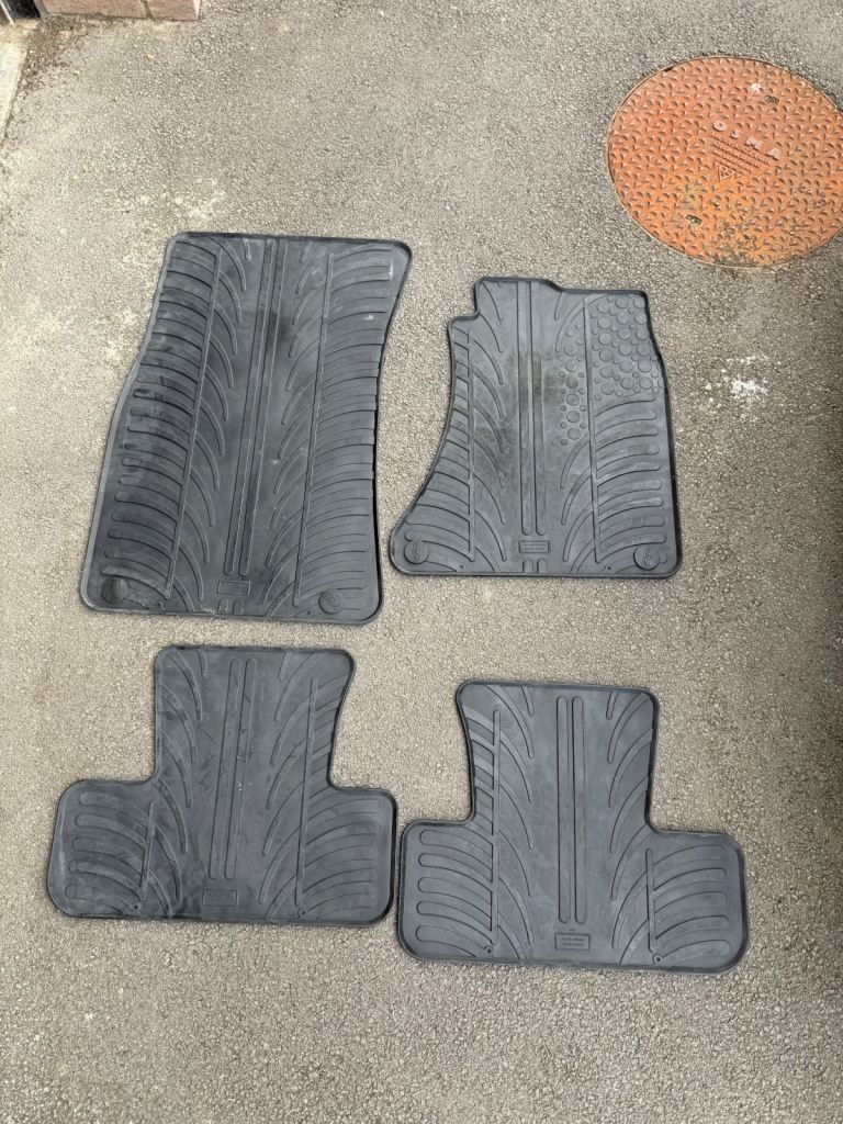 Travall Car Mats