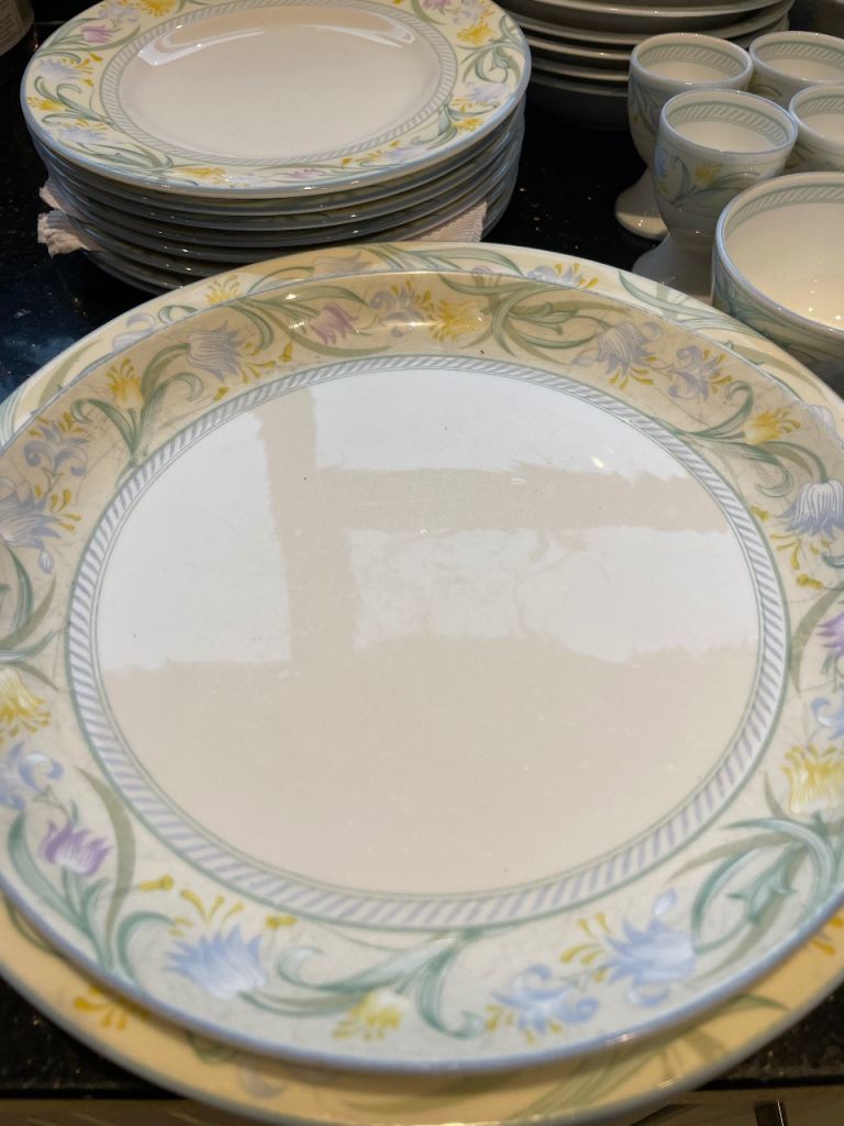 Royal Worcester Summerfield 54 Piece Dinner Tea & Soup Service Fine Bone China