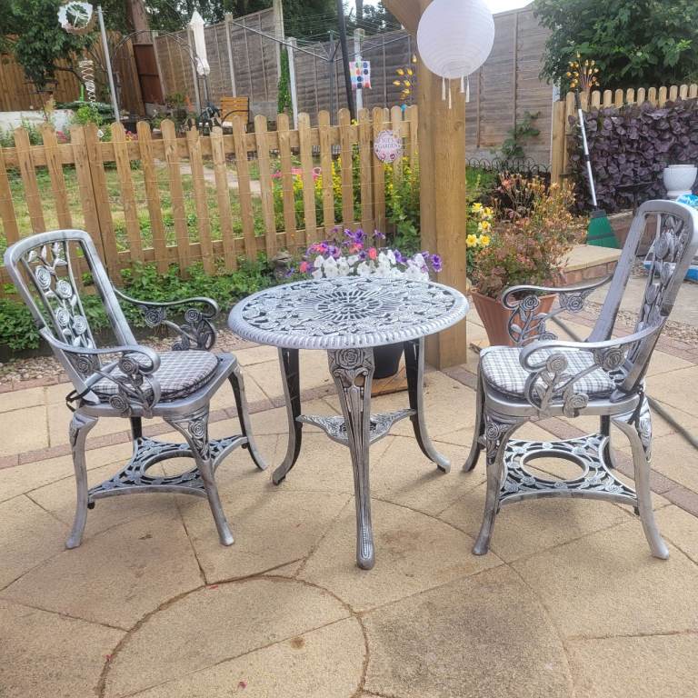 Bistro set 