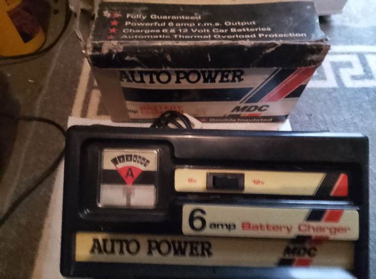 Battery charger 