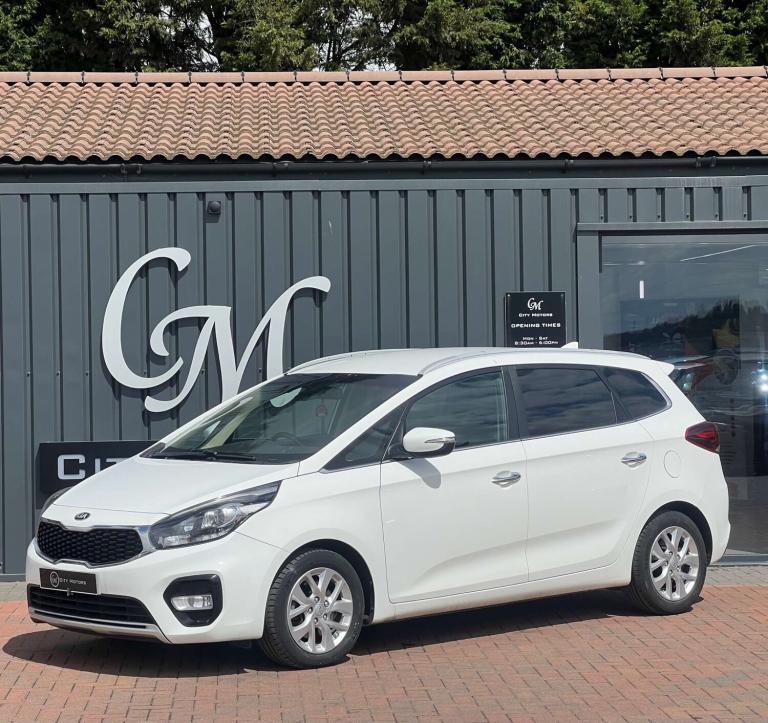 2017 Kia Carens 1.7 Carens 2 CRDi ISG Semi-Auto 5dr MPV Diesel Automatic