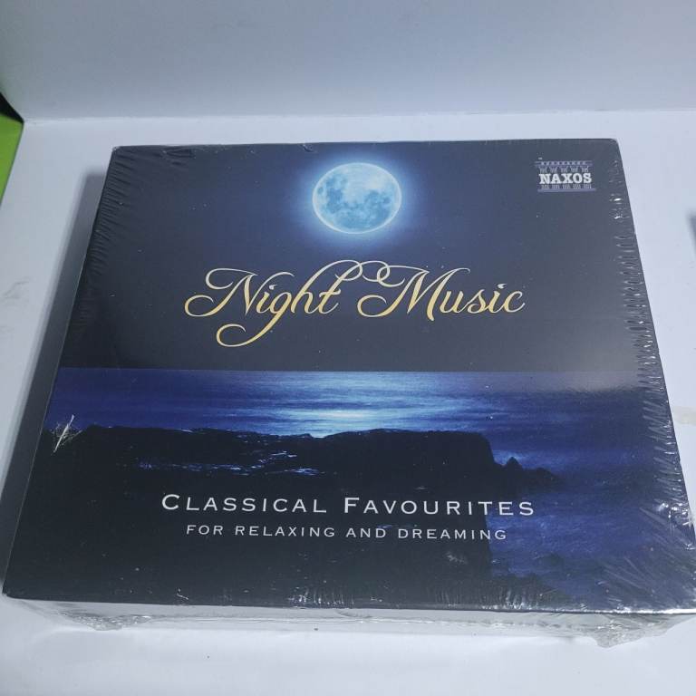 Night Music  Classical Favourites for Relaxing and Dreaming 3 xCD New & Sealed aa13