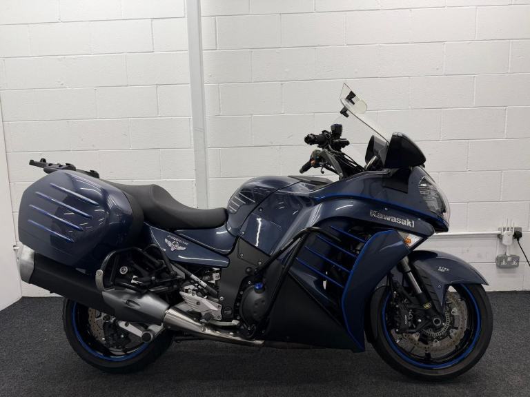2016 KAWASAKI GTR1400**TRACTION CONTROL - HEATED GRIPS -12 MONTH MOT **