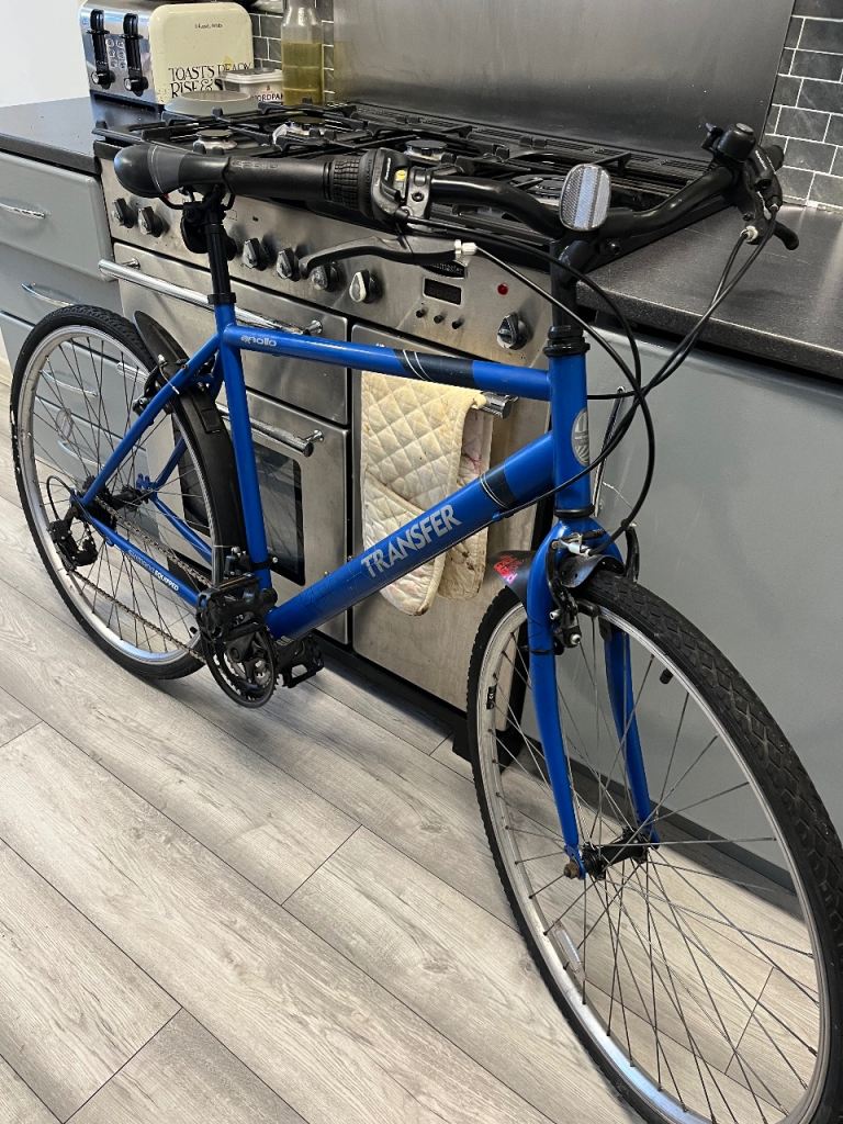 Apollo transfer cheap tall adults 21 inch frame .a 6ft tall adults commuting bike