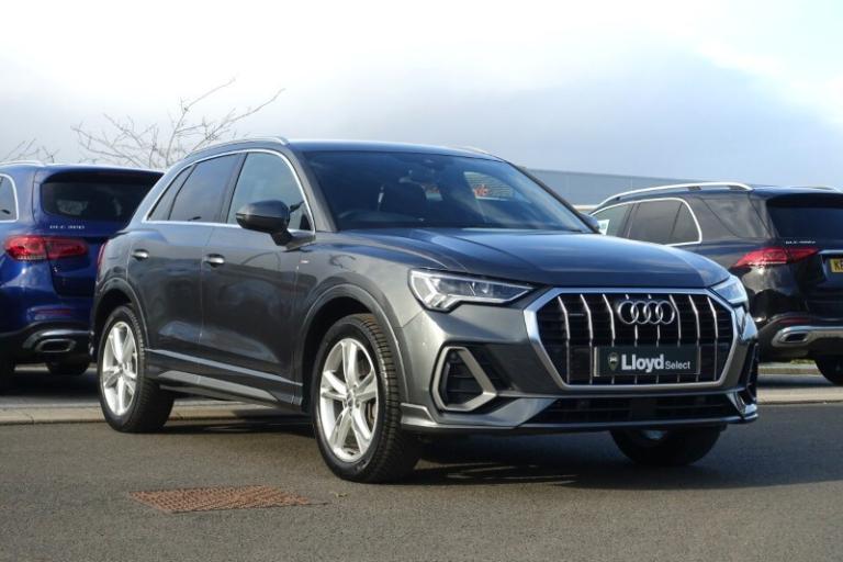 AUDI Q3 45 TFSI Quattro S Line 5dr S Tronic