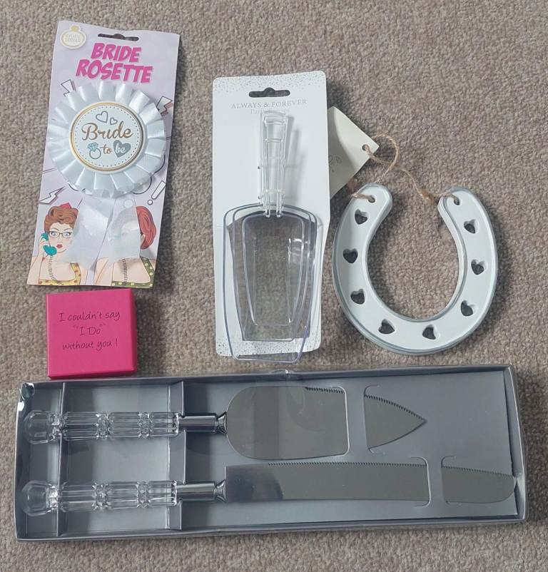  Wedding accessory bundle