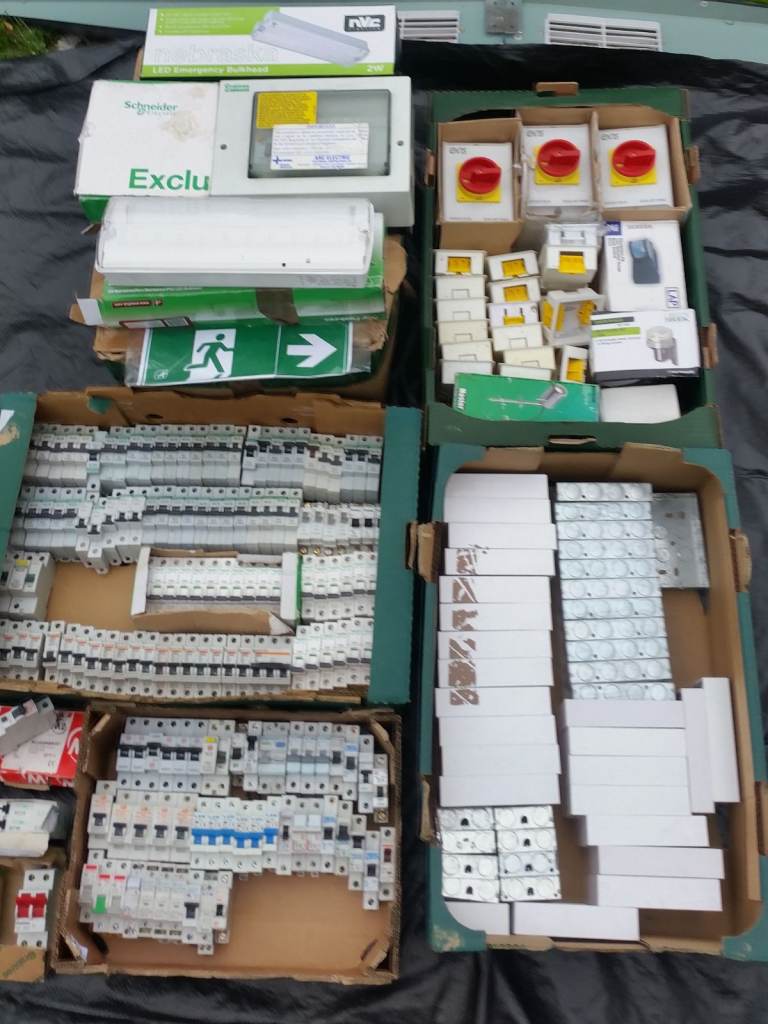 Job Lot Electrical MCB's circuit breakers(crabtree wylex/live),lights, boxes, switches 