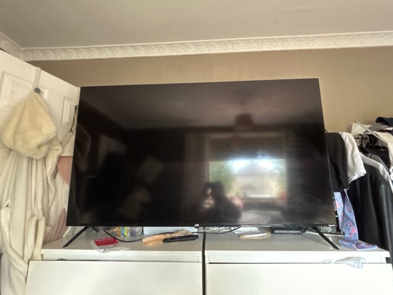 Large Black Smart TV - Screen Cracked, Spares or Repairs