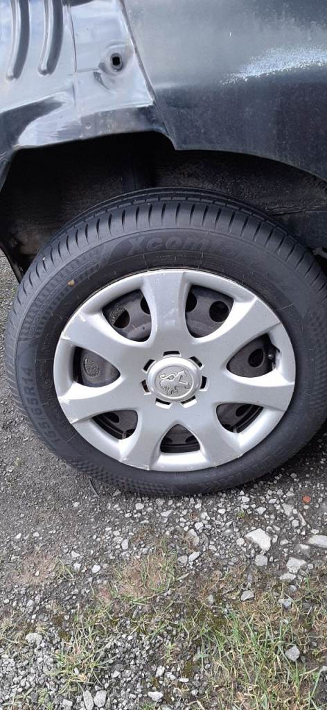 Peugeot 107 wheels and tyres
