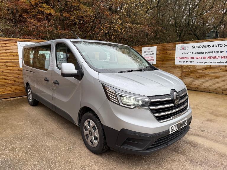 2025 RENAULT TRAFIC ADVANCE LL30 9 SEATER 2.0TD DAMAGED REPAIRABLE SALVAGE 