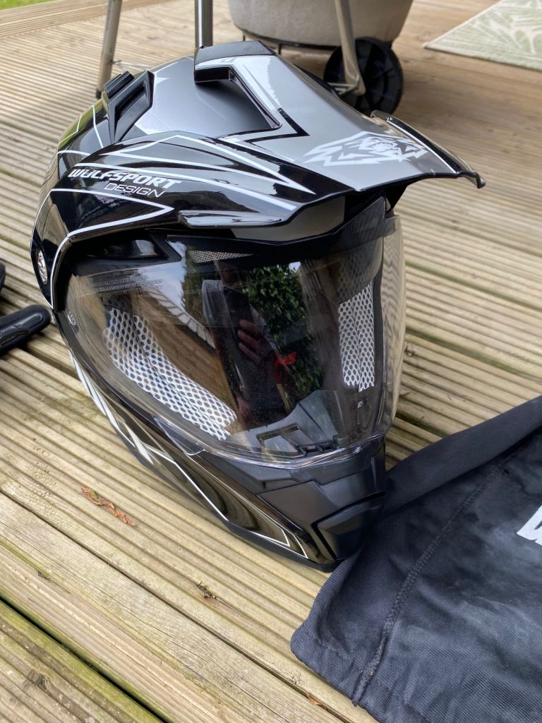 Moto x helmets 1 adult xl 1 small 