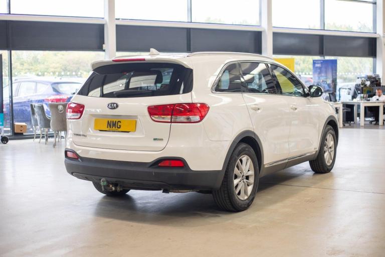 2017 Kia Sorento 2.2 CRDi KX-1 5dr ESTATE DIESEL Manual