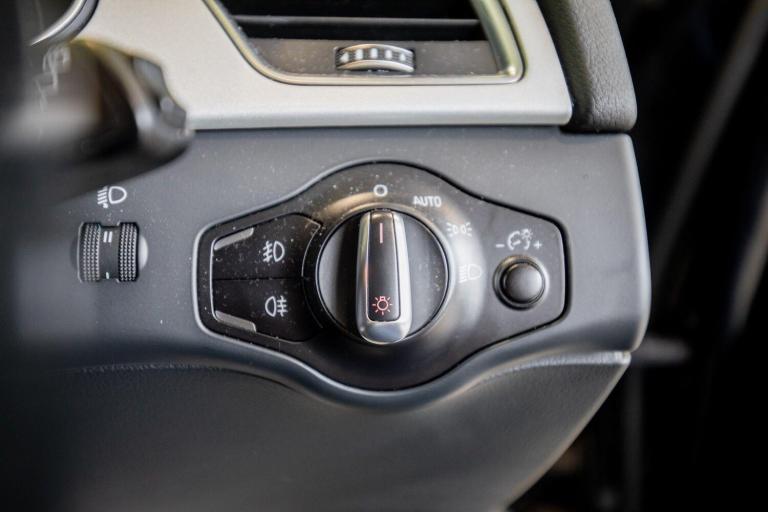 2015 Audi A4 2.0 TDI Ultra 163 SE Technik 5dr ESTATE DIESEL Manual