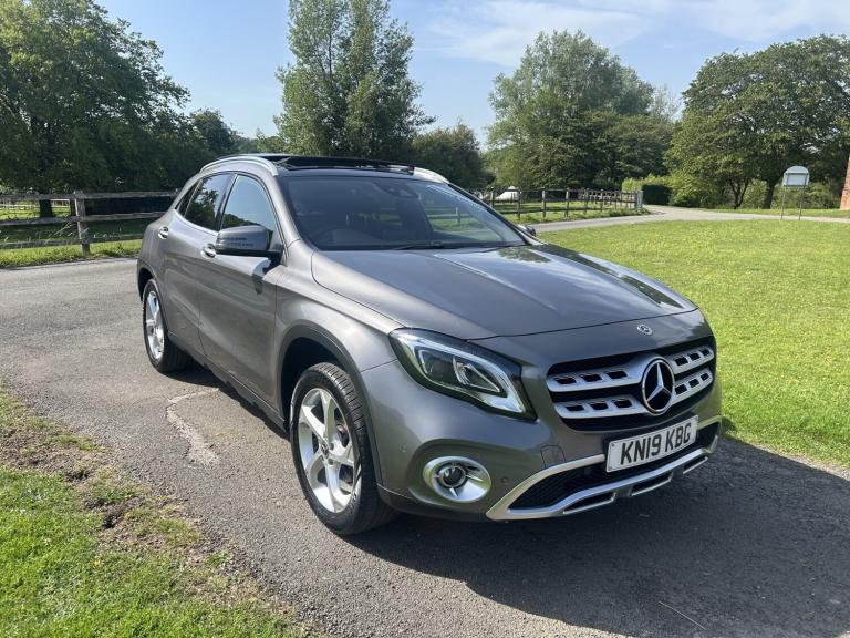 MERCEDES-BENZ GLA 1.6 GLA200 Sport Premium Plus 2019