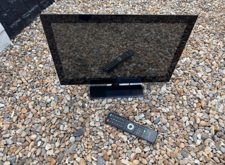 22 inch TV with DVD