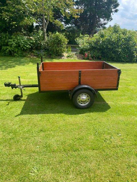 Car trailer