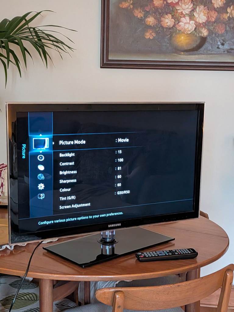 Samsung 32 inch TV 