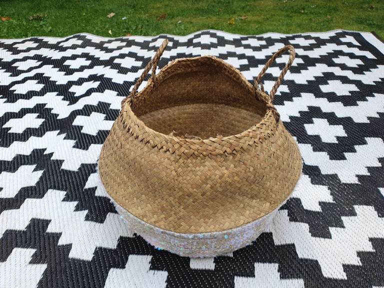 Sequinned seagrass storage basket 
