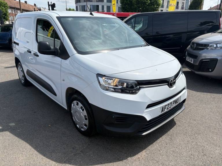 2023 Toyota ProAce White 1.5 BlueHDi Active van, 39,200 miles, Euro 6, 6-Speed manual, Air Con Pa...