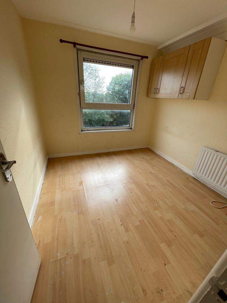 BEAUTIFUL 4 BEDROOM FLAT FOR RENT IN CRANFORD 