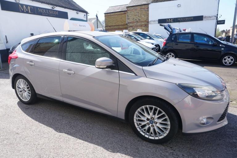 2011 Ford Focus 1.6 Zetec Euro 5 5dr HATCHBACK Petrol Manual