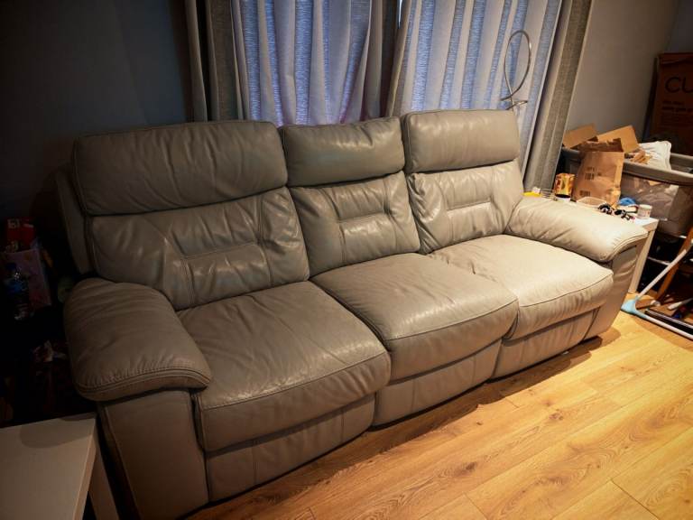 DFS 3 Seater Electric Reclining Full Leather Sofa