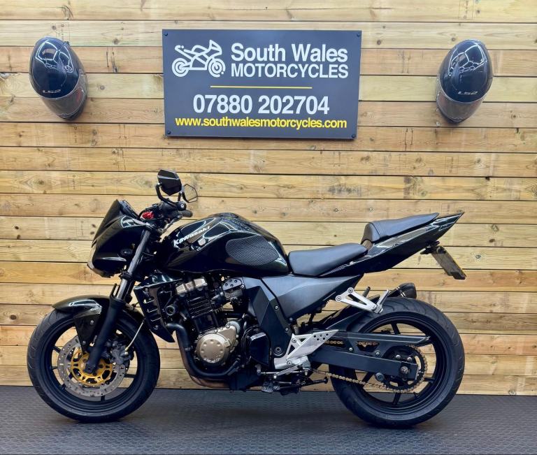 Kawasaki ZR750 Z750 | 2006 model | just 42,909 miles 