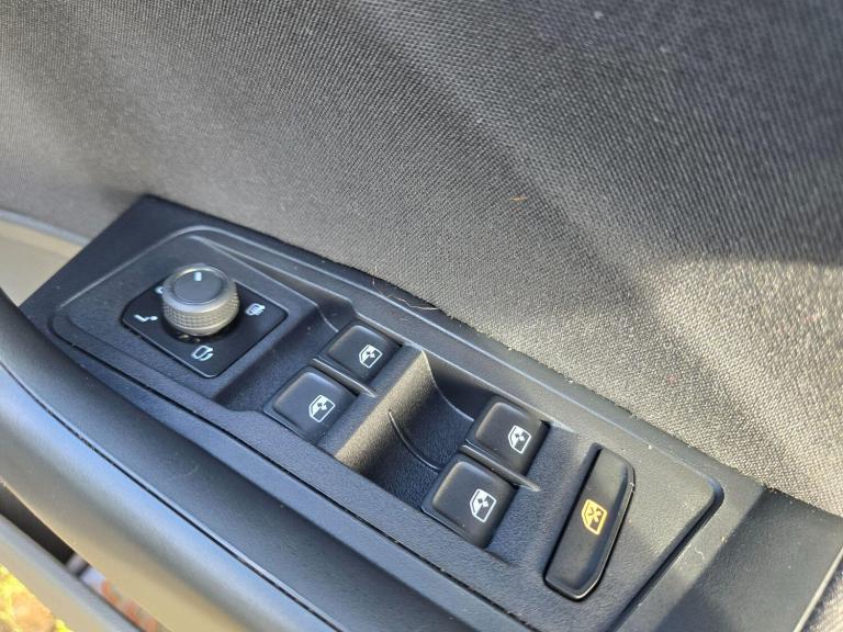 2024 Volkswagen T-Roc 1.5 TSI Life 5dr HATCHBACK PETROL Manual