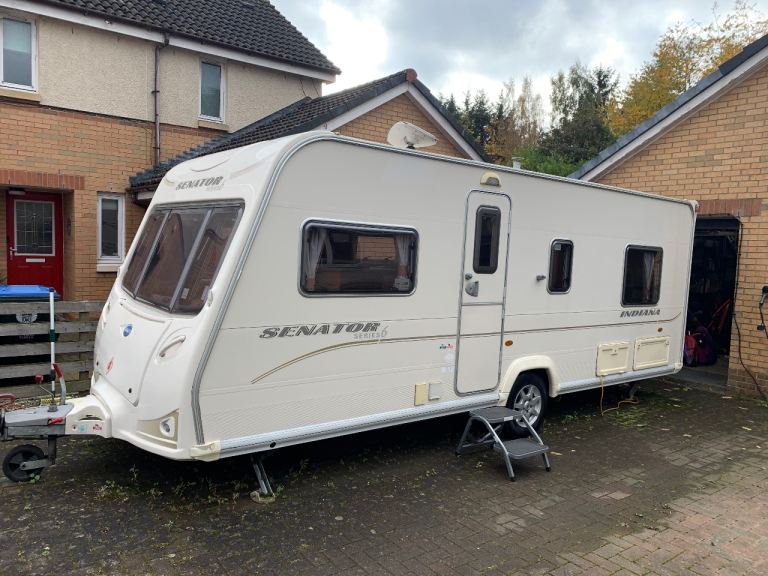 Bailey Senator 4 Berth Fixed Bed Caravan