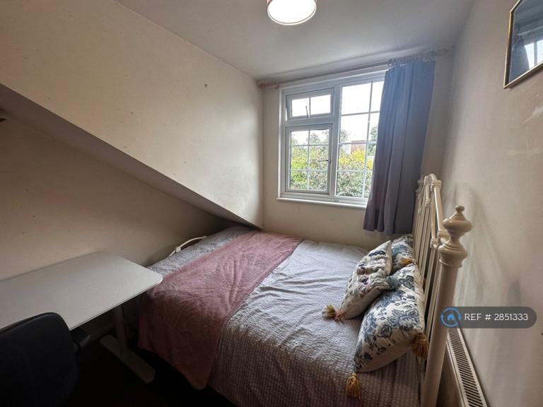 1 bedroom in Walk House Close, Cranfield, MK43 (#2851333)