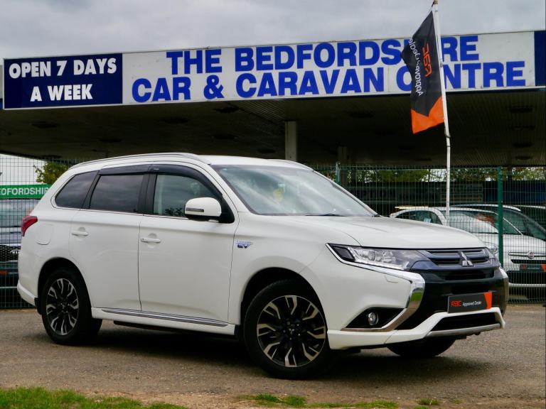 Mitsubishi Outlander 2.0h 12kWh GX3h+ CVT 4WD Euro 6 (s/s) 5dr