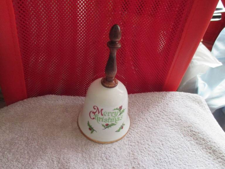 AJL CERAMIC CHRISTMAS BELL - STOKE ON TRENT 
