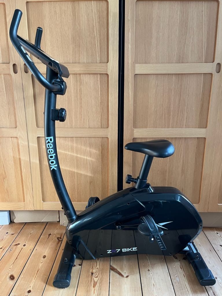 Reebok ZR7 exercise bike Black Very Good Condition