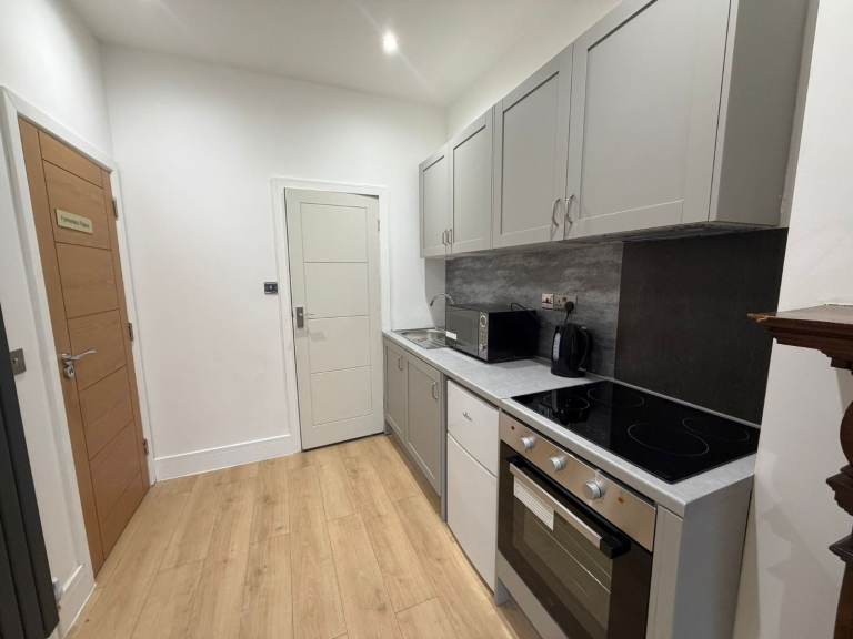 🏠 Studio FLAT TO RENT – Bishops (N2)
