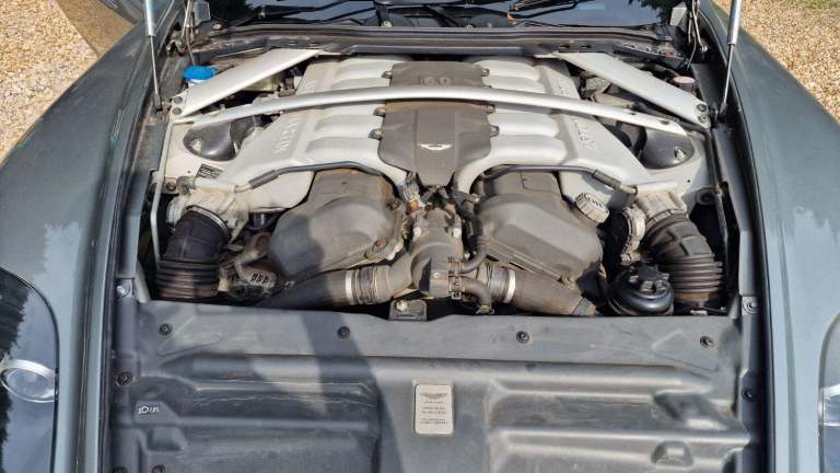 ASTON MARTIN DB9 6.0 V12 2008