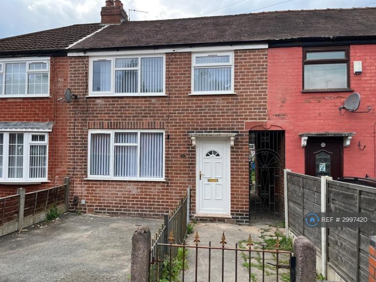3 bedroom house in Lyme Grove, Manchester, M43 (3 bed) (#2997420)