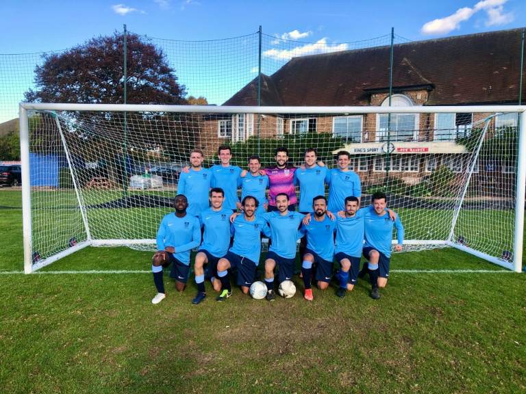 11 A SIDE FOOTBALL TEAM IN SOUTH WEST LONDON LOOKING FOR PLAYERS